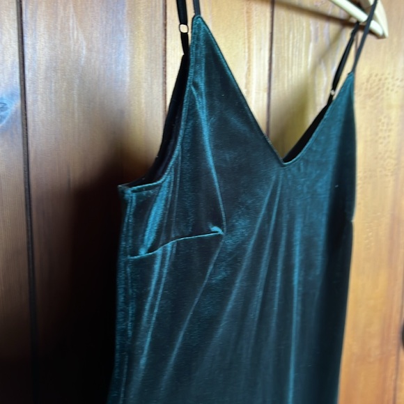 Sanctuary Green Velvet Slip Dress - Picture 3 of 9